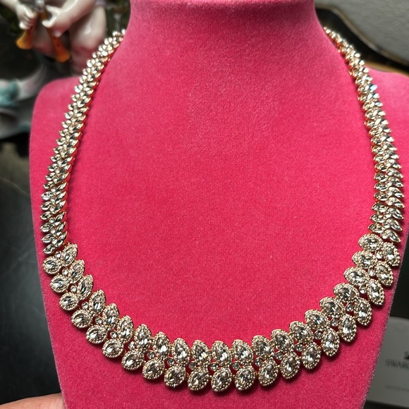 Swarovski Statement Necklace Diamonds with Gold Chain and Matching Earrings Set - Picture 9 of 16